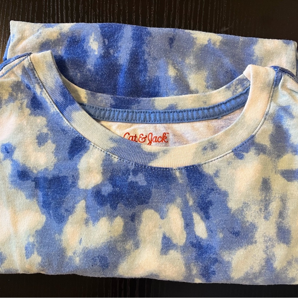 Cat & Jack Blue and White Tie-Dye T-Shirt